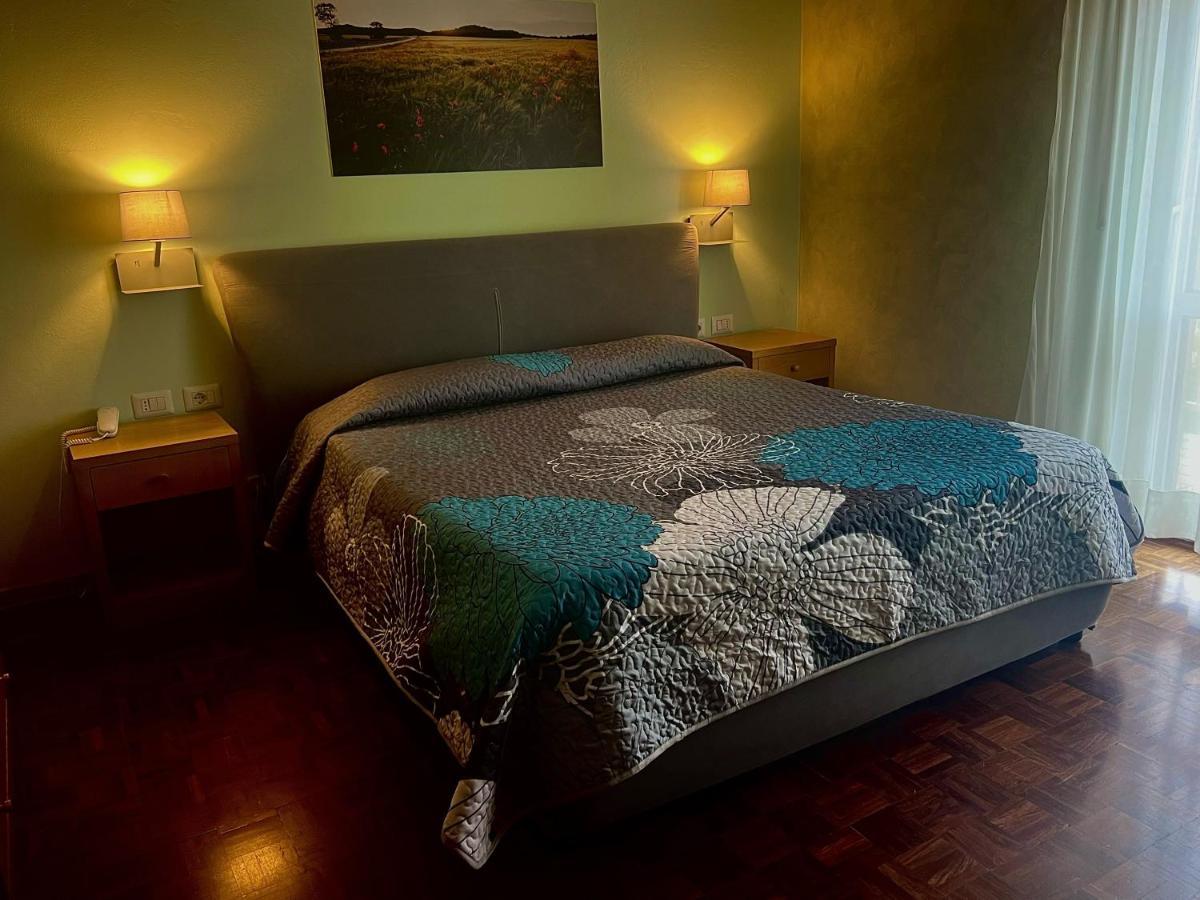 Albergo Di 무를로 외부 사진